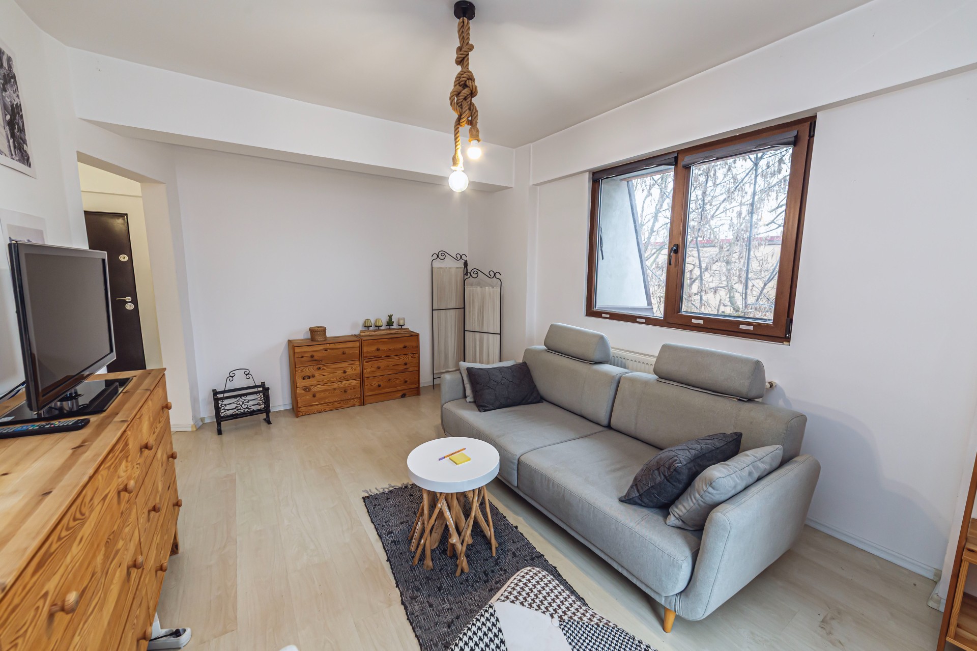 Apartament 2 camere, Bucureștii Noi, București — Strada Plaiul Muntelui 40 — fotografia 2