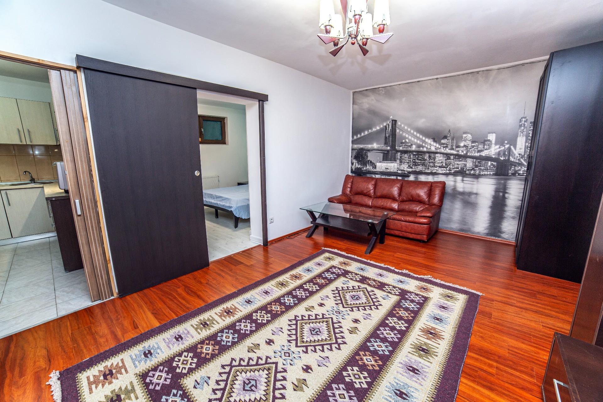 Apartament 3 camere, Crangași, București — Strada Lucăcești 30 — fotografia 1