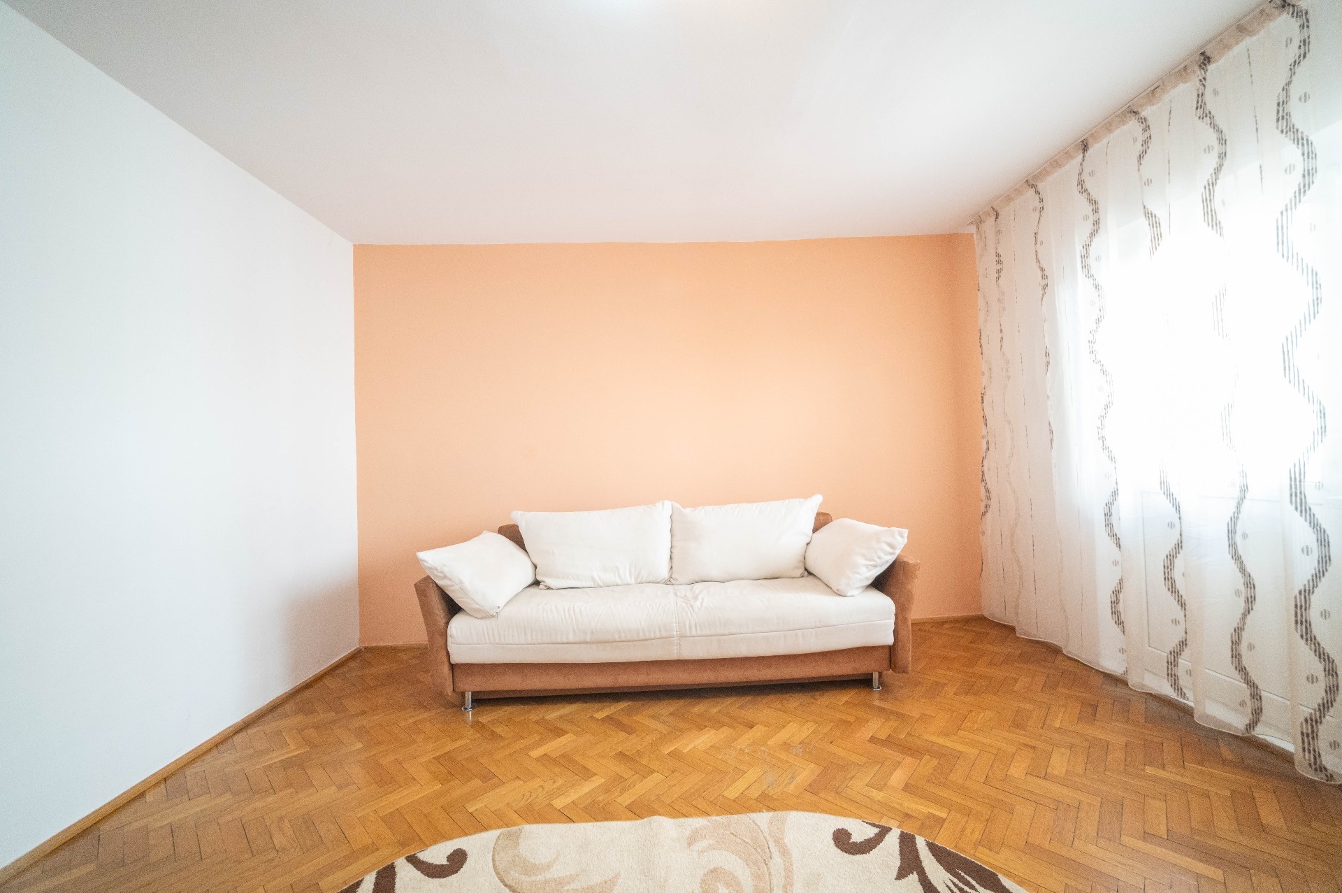 Apartament 3 camere, Complex Studențesc, Timișoara — Intrarea Surduc 1 — fotografia 2