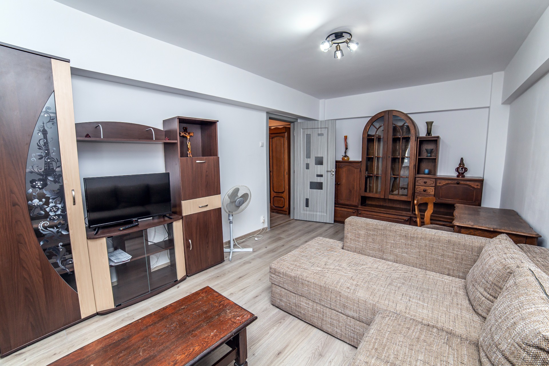 Apartament 2 camere, Militari, București — Strada Cernișoara 45 — fotografia 3