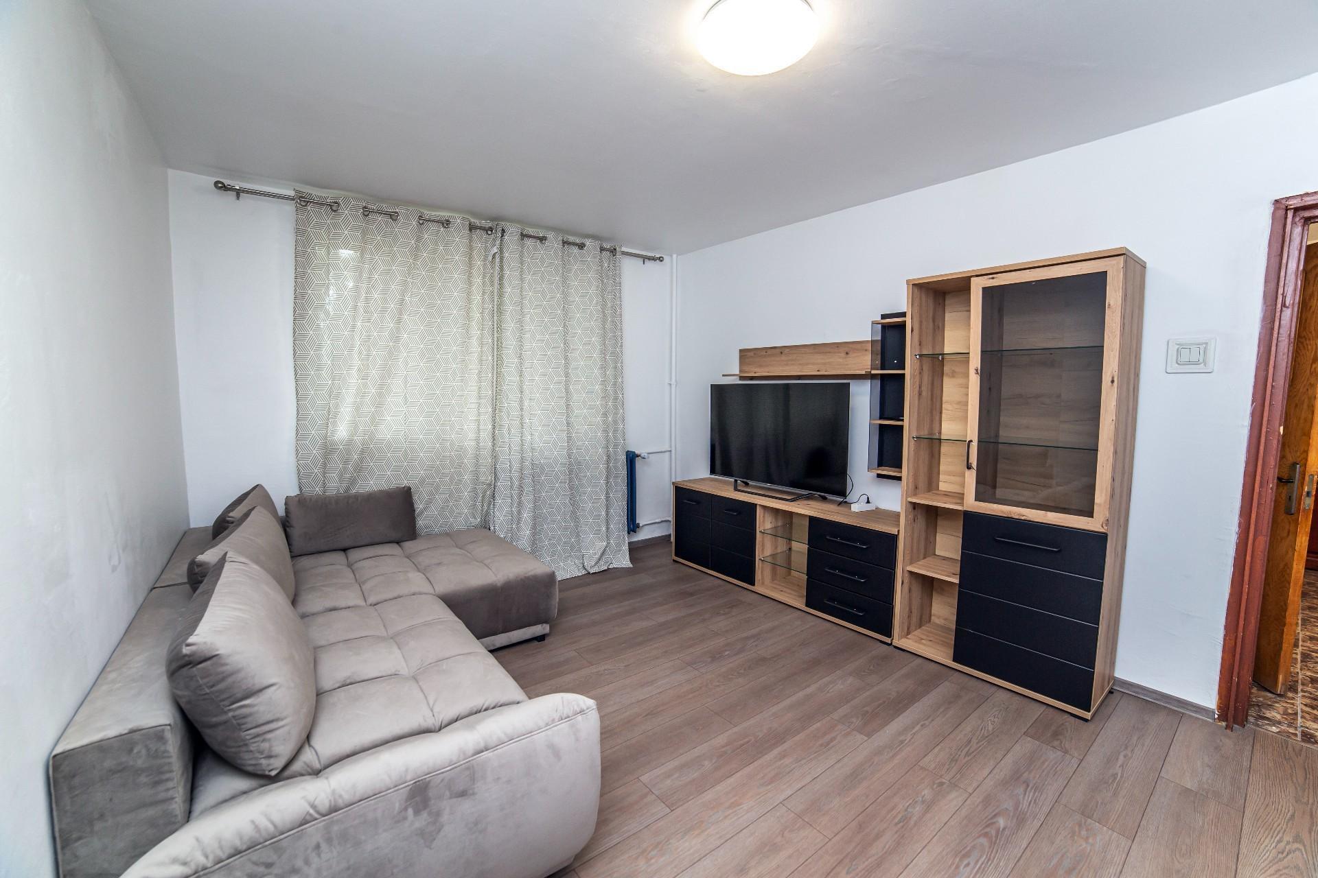 Apartament 3 camere, Drumul Taberei, București — Strada Valea Oltului 16 — fotografia 2