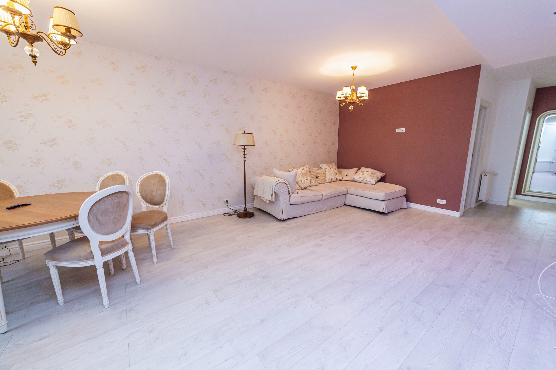 Apartament 3 camere, Cartierul Francez, București — Șoseaua Nordului 96s — fotografia 1